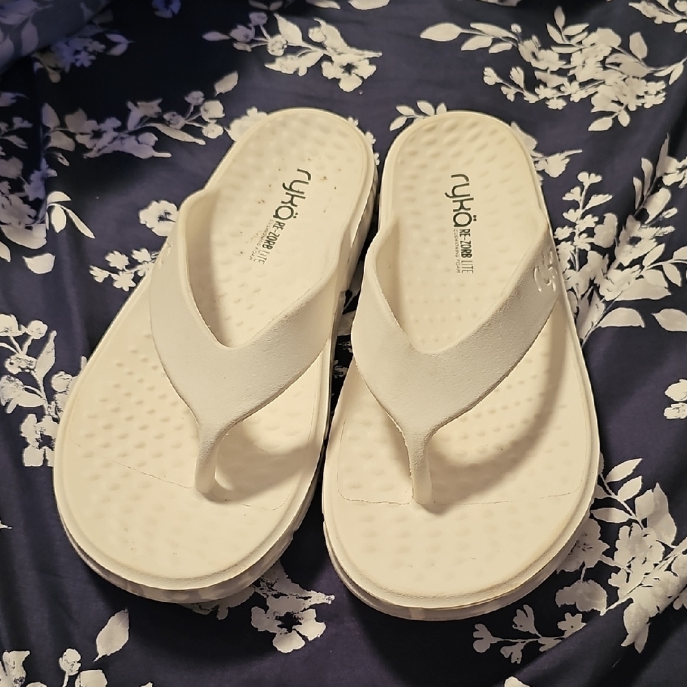 Ryka White Sandals with Thong Strap and Platform Sole
